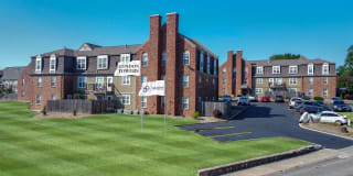 London Towers Gallery 10