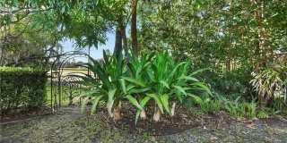 2225 SW Creekside Drive Gallery 41