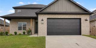 1081 Mammoth Street Gallery 1