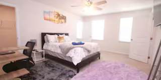 Room in 6 Bedroom Home at Skipjack Ln Gallery 11