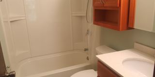 2 Bedroom 1.5 bathroom condo Gallery 7