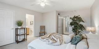 2521 Ravine Street unit: 2521 Gallery 20