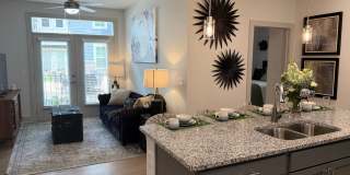 Avant at Huntington Pointe Gallery 170