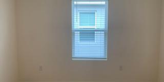 Beautiful DH Horton Home For Rent In Coast Woods Gallery 9