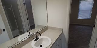 Newly Remodeled 2 BR 1.5 BA Town Homes Gallery 19