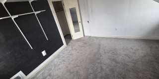 4227 CAMBRIDGE Street Gallery 9