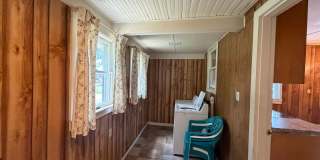2 Bed 1 Bath Home Gallery 16