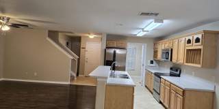 Avalon Park Spacious two story townhome Avalon Park Spacious two story townhome Gallery 13