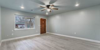 Great Location near Walmart Campus Gallery 3