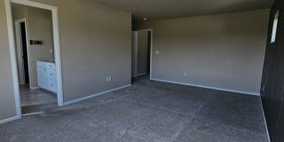 Beautiful 4-Bedroom Home with Spacious Loft, Fenced Yard & More! Gallery 19