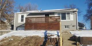 Cute Three bedroom house available Now!!!! Gallery 1