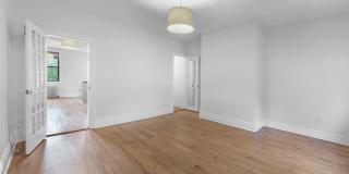 43 Douglass Street Gallery 8