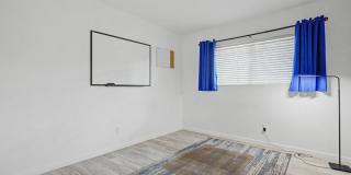 ALL UTILITIES, WIFI AND FURNITURE INCLUDED!! Beautiful Fully Furnished Home with Upgrades & Community Amenities! Gallery 17
