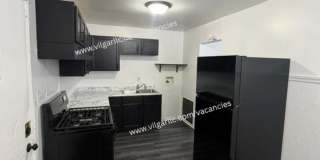 FOR RENT — SPACIOUS 3 BED / 1 BATH HOME Gallery 1