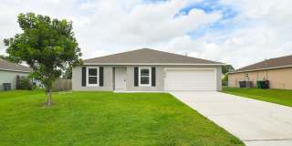 3076 SW Lucerne Street SW Gallery 1