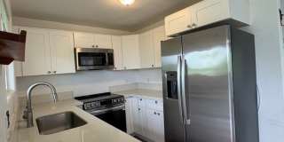 Beautiful 4 bedroom, 2 Bath Home close to Hilo Town Gallery 3