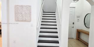 202 NE 36th Ter Gallery 24