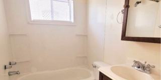 938 Hickman Road Gallery 6