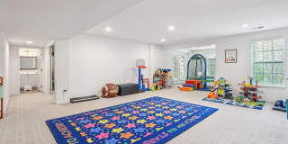 Elegant Home on Premium Lot in Piedmont South Stunning 4-bed, 4.5-bath home with 4,300+ sq. ft. Gallery 27