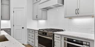 1625 N Main Street Gallery 20