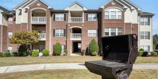 Village on the Lake Apartments Gallery 19