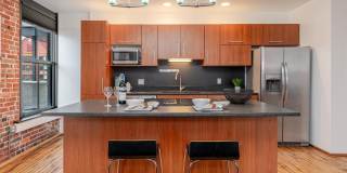 225 N 4th Street Gallery 14