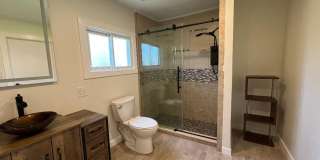 Detroid Shoreway Renovated  4 Bedroom, 2 Bath House with Detached Garage Gallery 24