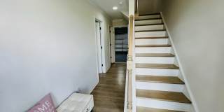 Beautiful 4BR Townhouse in Ballantyne Gallery 9