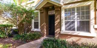 Beautiful end unit townhouse with 3 bdrms, 2-1/2 baths and 2 car garage! Gallery 1