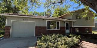 Close to CSU! 3 Bed Home with Fenced Yard & Garage Gallery 1