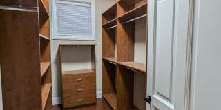 2150 W Monroe Street Gallery 71