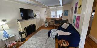 $1k Rebate! Oversized House w 4 Parking Spots Inc.  Laundry in Unit.  Fits up to 10 ppl (Would Cost Extra) Gallery 5