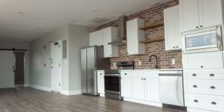 Emhardt Apartments Gallery 4