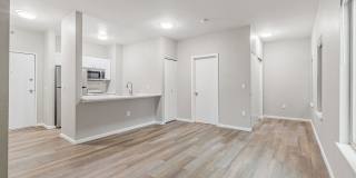 1202 E Pine Street Gallery 14