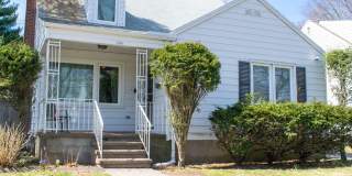 Gorgeous 4-Bed 2-Bath in Beaver Hills Gallery 26