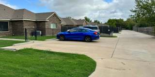 Spacious 4-Bed, 4.5-Bath Home in the Heart of the Baylor Bubble! Gallery 17