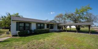 Updated home in the heart of Royse City Gallery 11