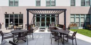 The Cosmopolitan Gallery 41