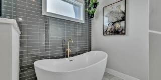 Gorgeous FULLY FURNISHED Home Just Off Charlotte Ave. Gallery 40