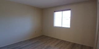3515 East Cortez Street Gallery 18