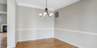 22616 WELBORNE MANOR Square Gallery 10