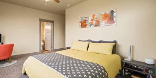 STUNNING 3bd/2ba Custom Home w/3 Car Garage on a Huge Lot! Gallery 12