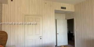 3001 Northeast 185th Street Gallery 46