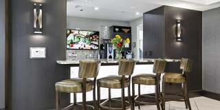 Alinea at Town and Country Gallery 34