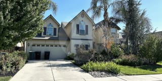 5033 West Wren Avenue Gallery 1