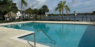 210 Lake Pointe Dr Gallery 2