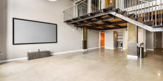 1101 WASHINGTON Avenue Gallery 3