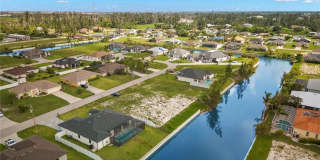 1137 SW 18th Court Gallery 34