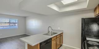 Rise Midtown Apartments Gallery 56