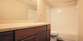 College Park Apartments Gallery 18